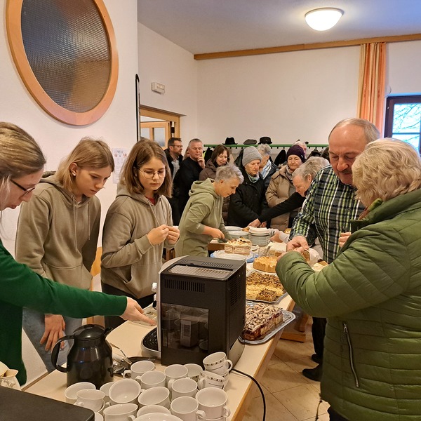 Pfarrkaffee im Pfarrheim Sarleinsbach / kfb sarleinsbach Pfarrkaffee im Pfarrheim Sarleinsbach