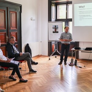 Workshop 'Film und Pfarrkino als Bildungsmöglichkeit' mit Josef Hiebaum vom Medienverleih der Diözese Linz