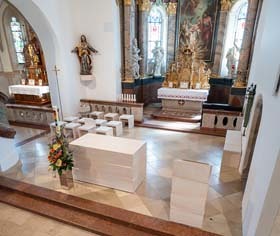 Bad Zell: Innenrenovierung der Pfarrkirche und Altarraumgestaltung 