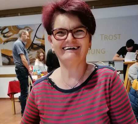  Maria Hackl